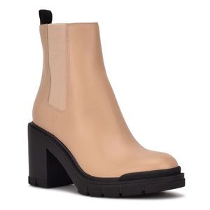 Marc Fisher LTD Vanlisa Chelsea Boot